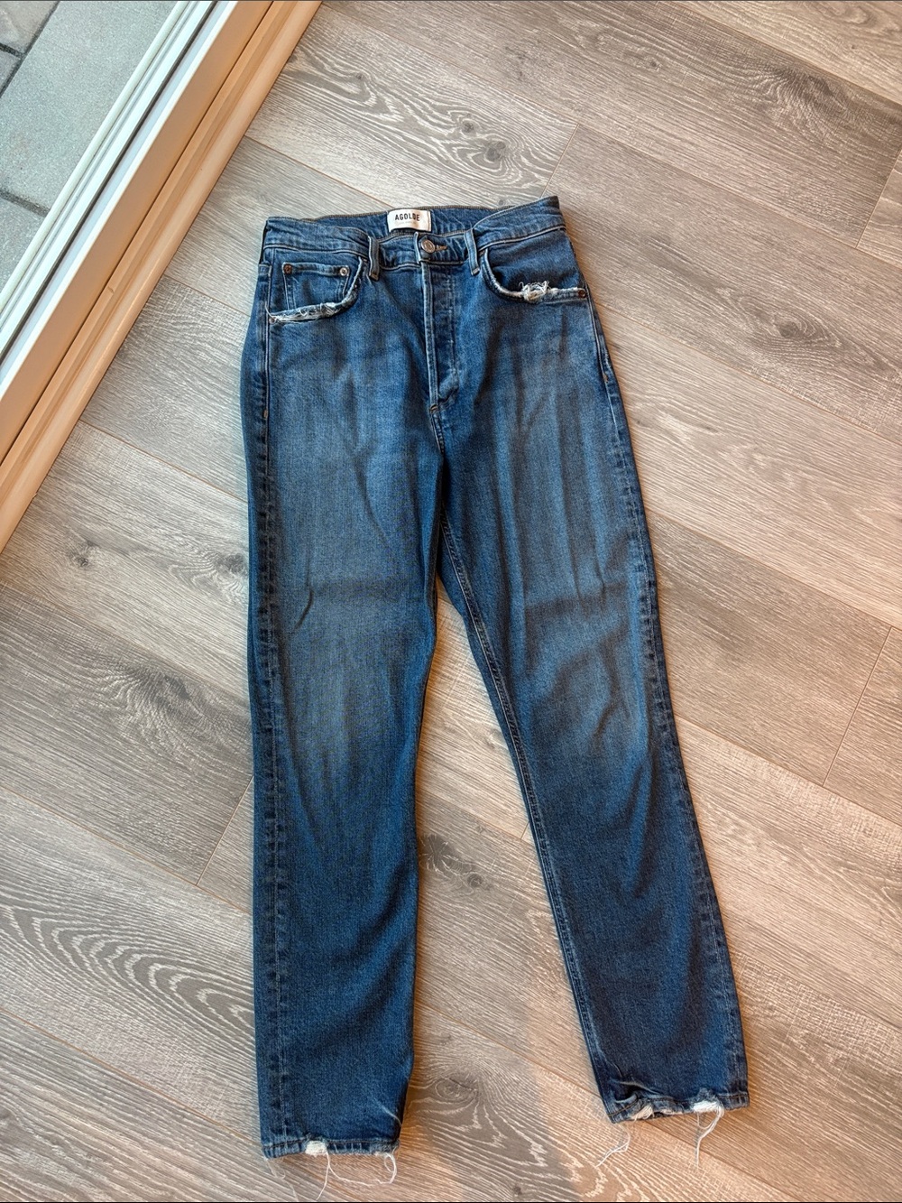 Agolde Riley High Rise Straight Leg Jean in Pose - Picture 3 of 6